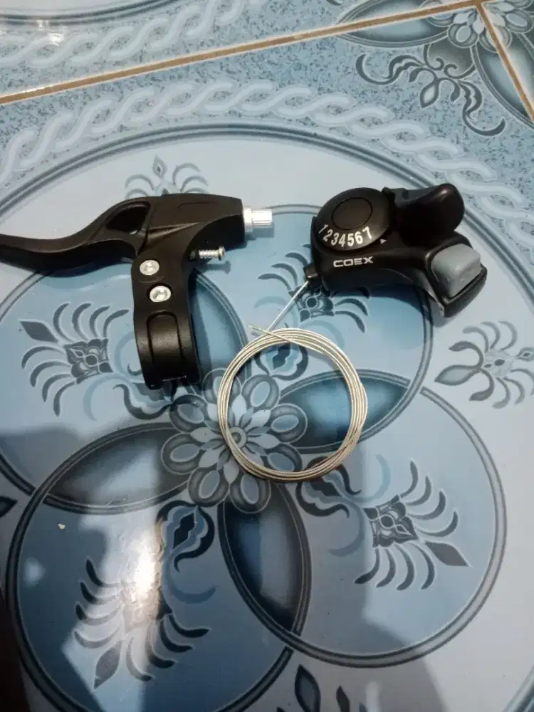 Handle rem sepeda lipat dan operan nya