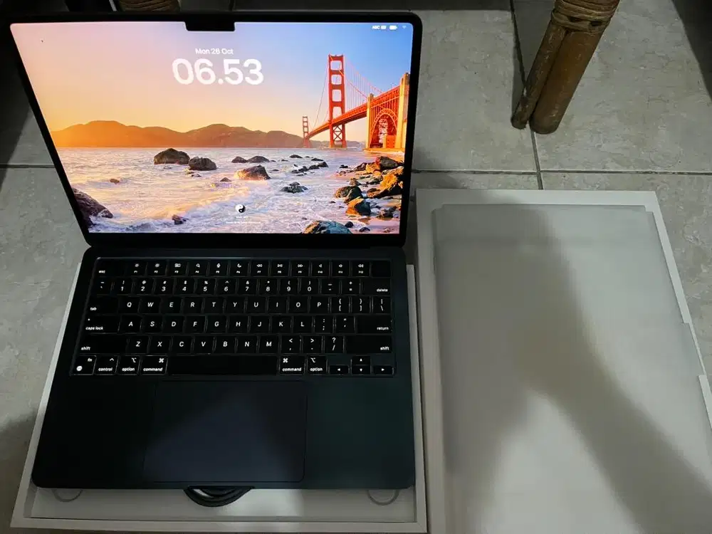 Macbook Air M2 2020 8/256 Ibox