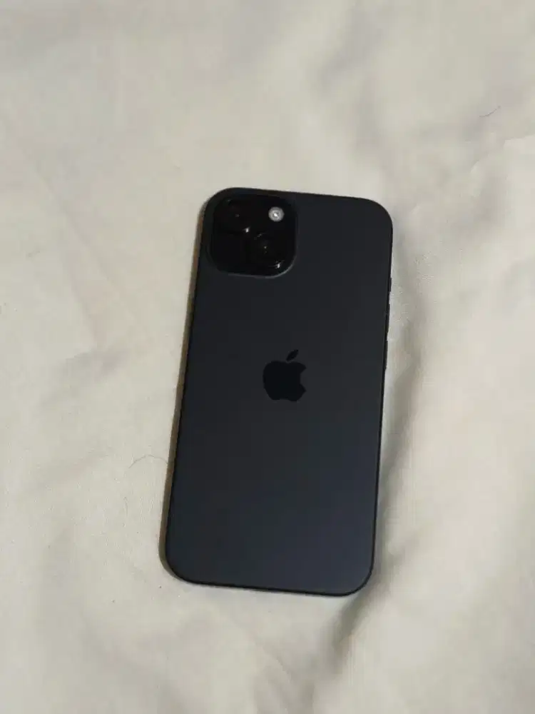 iPhone 15 128GB Black Mulus Ex Ibox (Minus Sering Restart)
