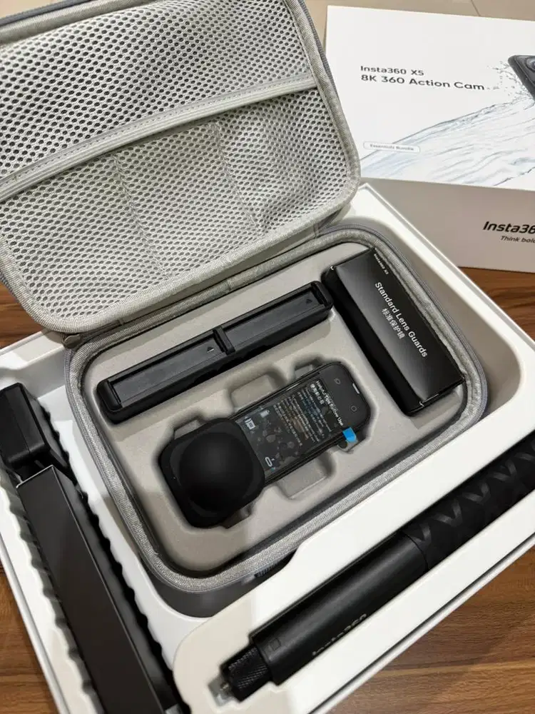 Insta 360 x5 bundle set muluss msh garansi (second harga nett ya)
