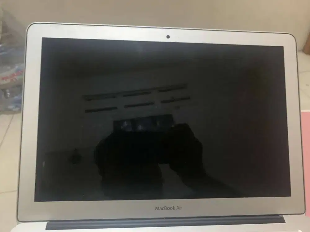 Dijual MacBook Air 13” 2012 + HP Samsung Android — 1,5 Juta, Nego Tipi