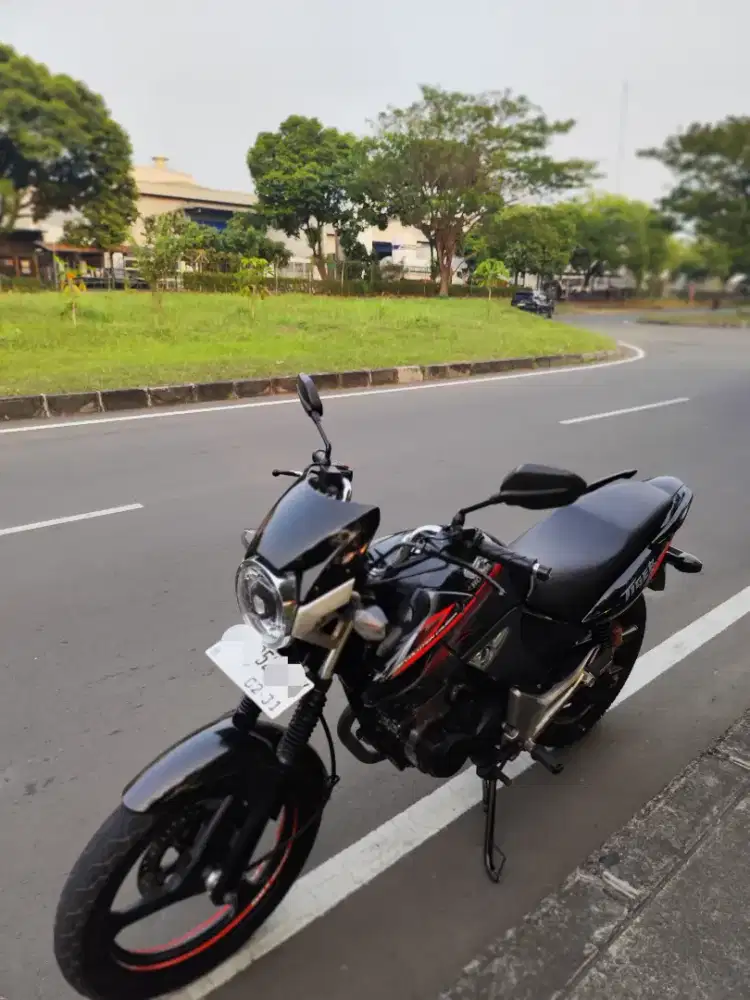 Tiger 2012 hitam  tokcer / TT matic