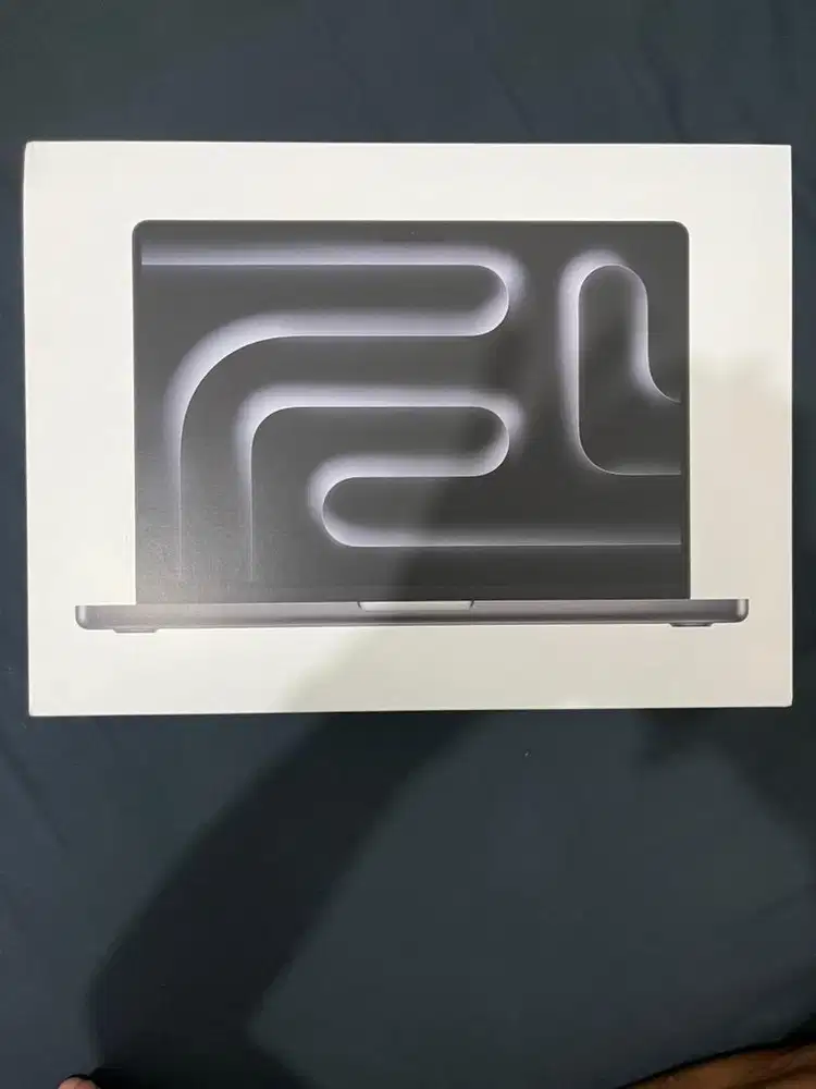 Macbook Pro M5 New
