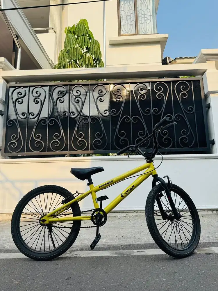 Di jual sepeda kondisi mulus tidak ada cacat dan siap pakai ..