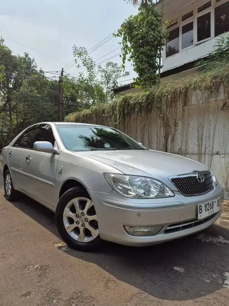 Toyota Camry XV30 2.4 AT – KM 122 Ribu, Terawat, Tinggal Pakai
