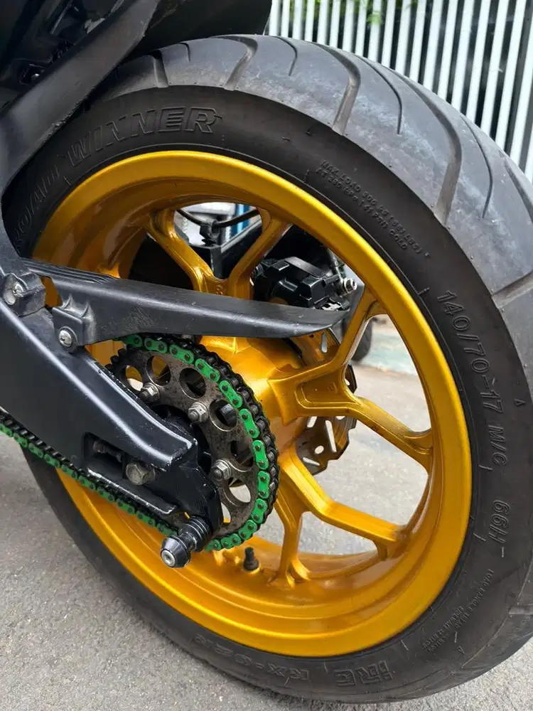 Velg Depan Belakang Vrossi Double Disc Beserta Ban