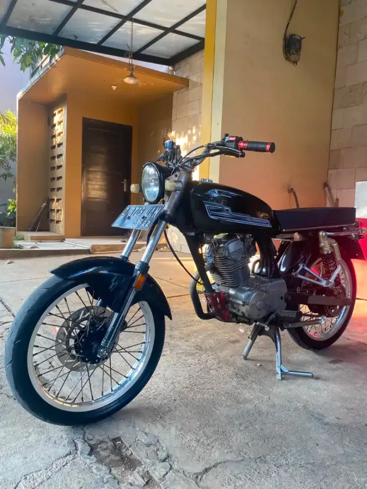 Motor CB clasic basic honda GL