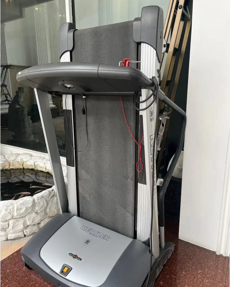 Treadmill kettler