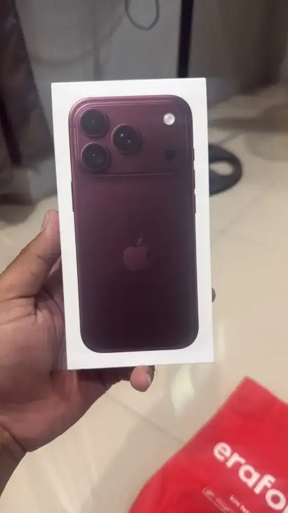 iPhone 18 Pro 256GB Burgundy BNIB Segel Resmi Erafone Indonesia