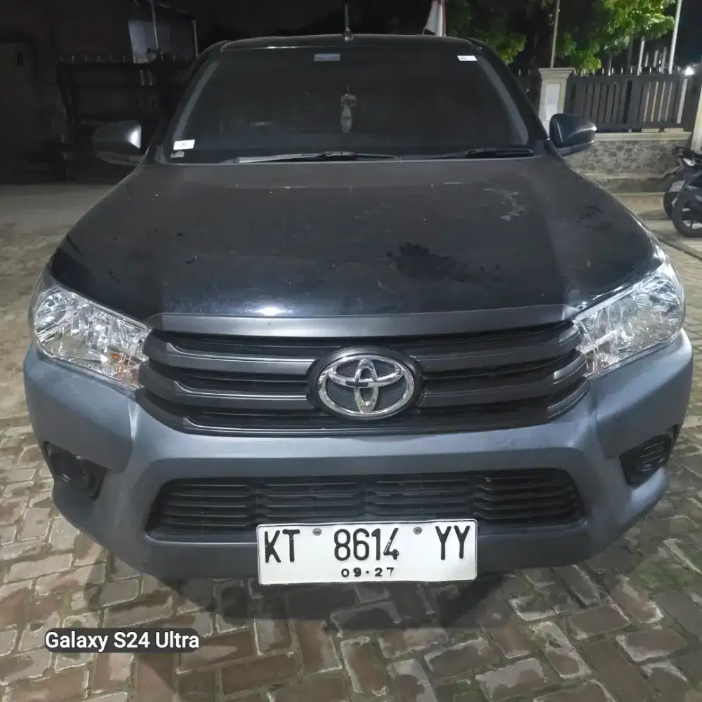 Hilux pick up bensin 2022 tangan pertama dari baru