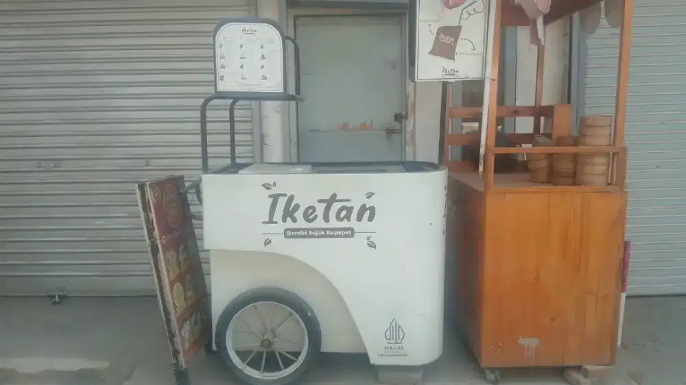 Gerobak es teh iketan