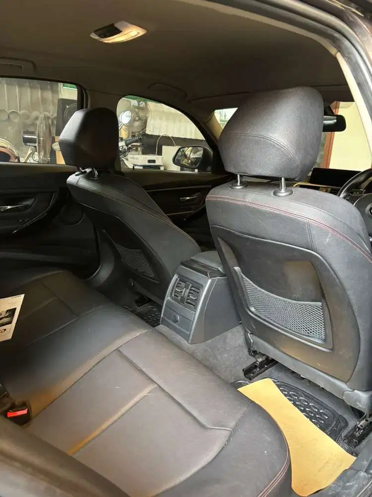 BMW 320i 2013 Bensin