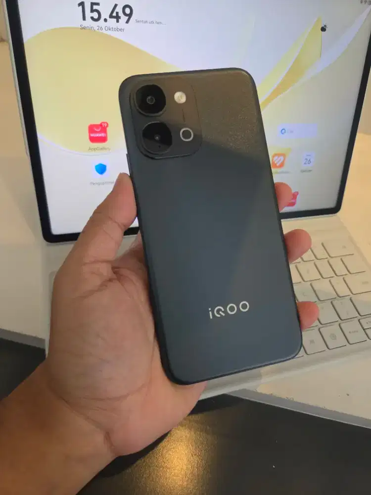 Iqoo Z11x (8/256) Fullset original