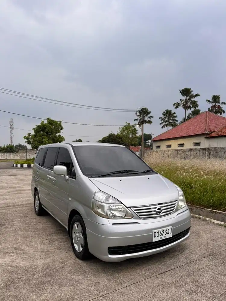 Nissan serena ct 2007 istimewa siap pake