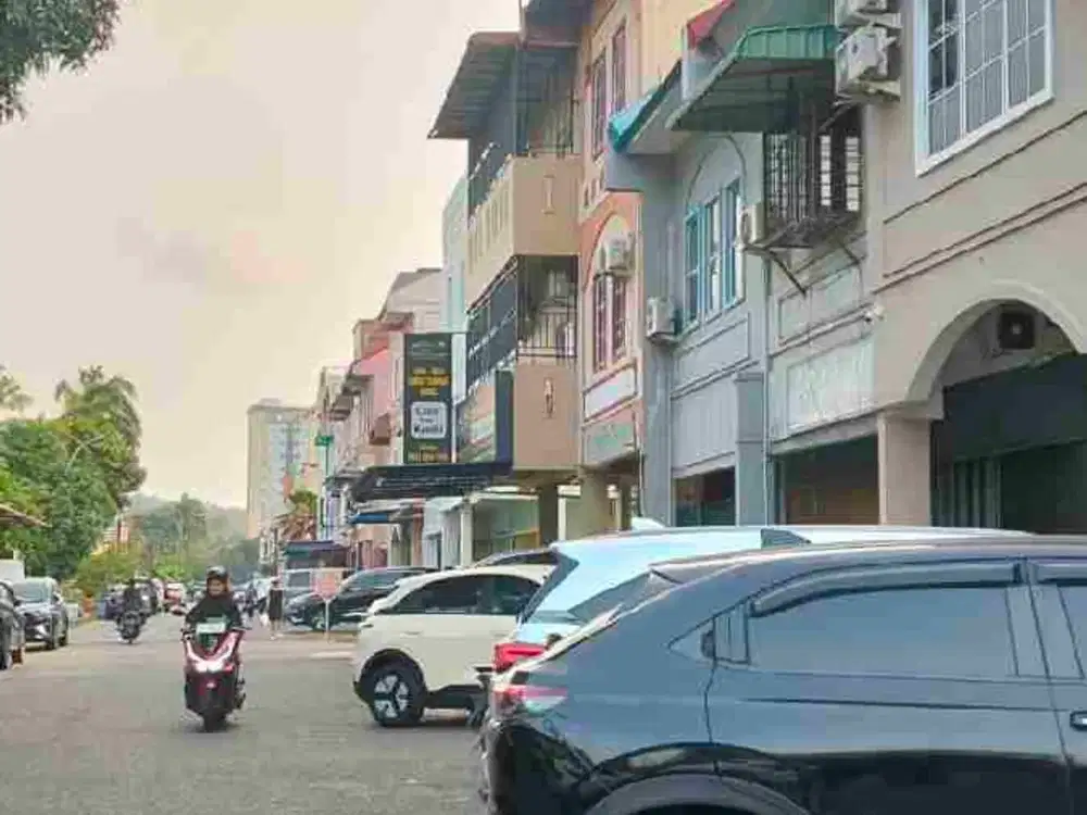 Ruko Komersial di Taman Kota Mas