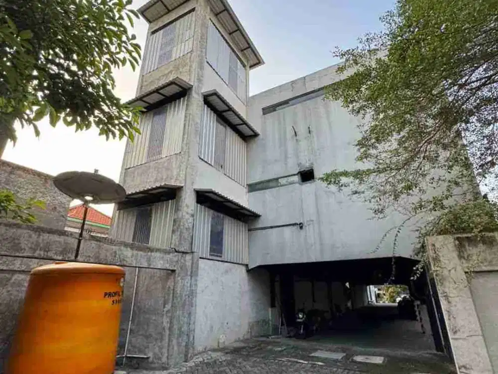 Dijual / disewakan Bangunan komersial Ex Resto Siap Pakai HR. Muhammad Surabaya