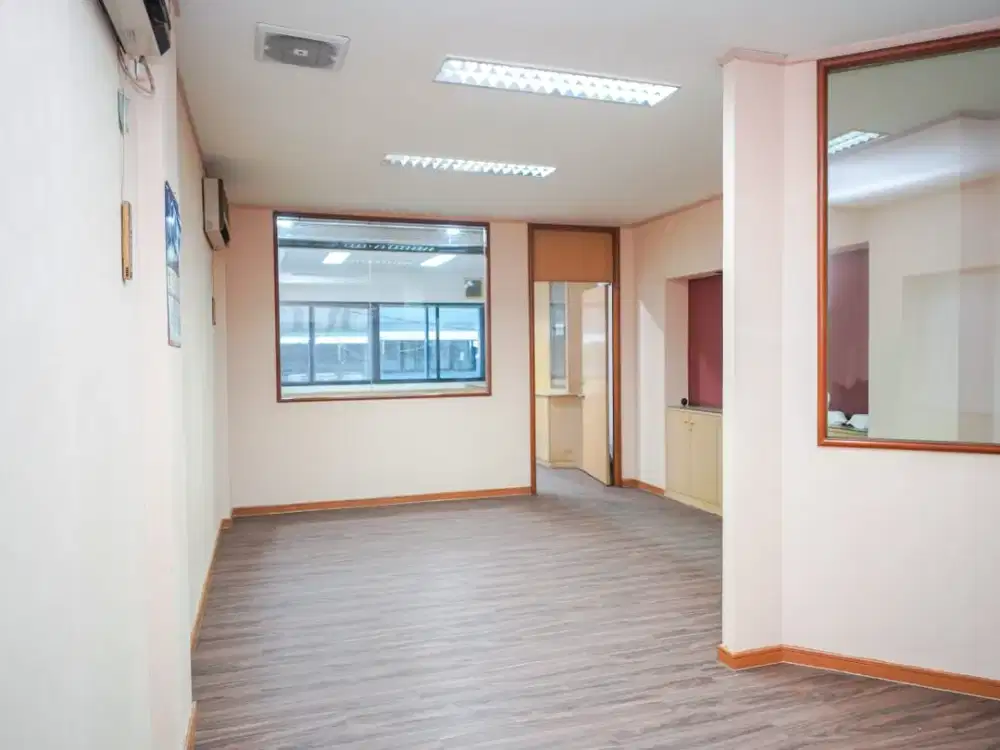 Dijual Ruko Pangeran Jayakarta, Luas 141m2 (Gandeng), 4 Lantai, HGB