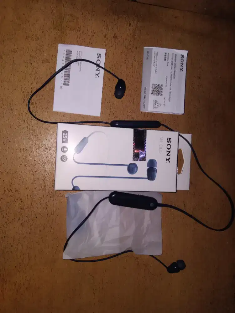 Ear Wireless Bluetooth Sony WI-C100 Masih Garansi Resmi harga bs nego