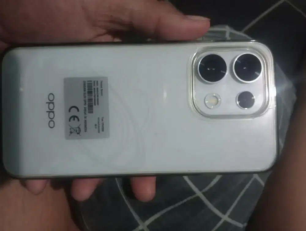 Oppo Reno 16f 5g
