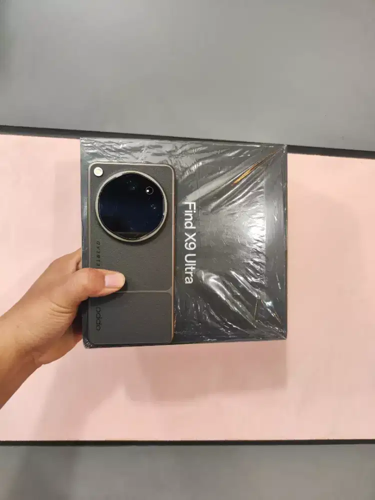 Oppo find x9 ultra 12/512gb garansi on juni 2027