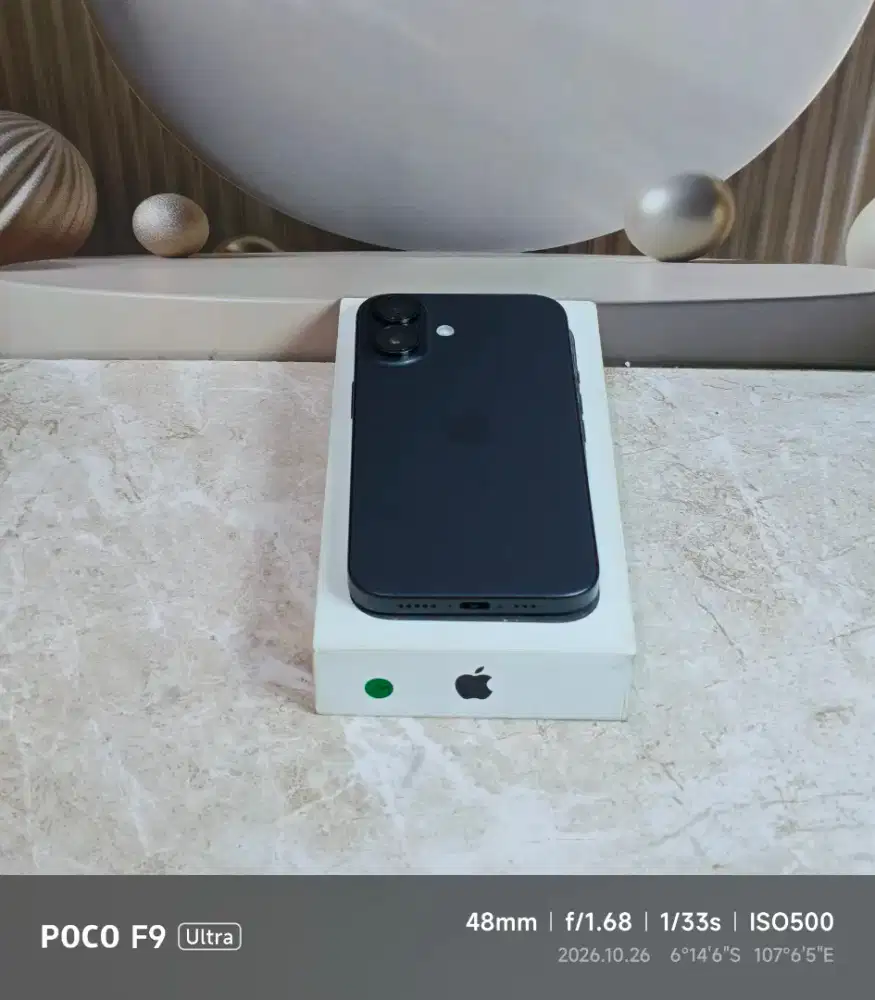 Iphone 16 128gb black garansi ibox juli 2027