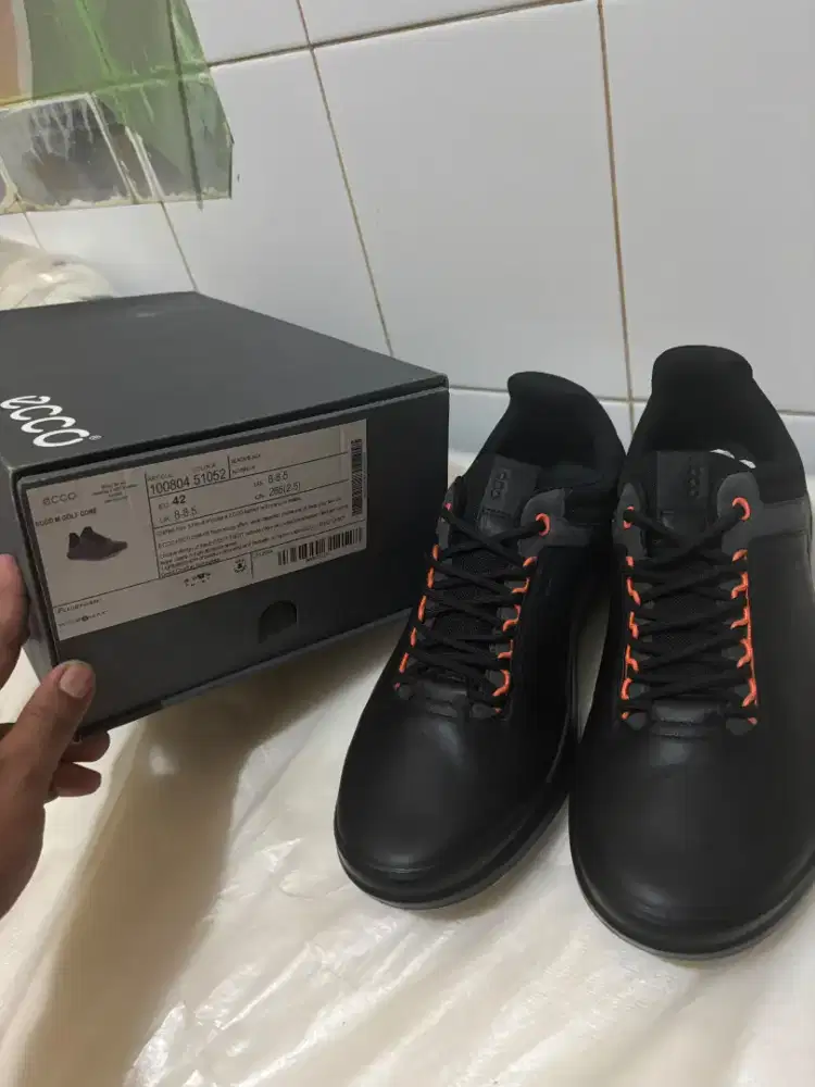 Sepatu ecco m golf core original