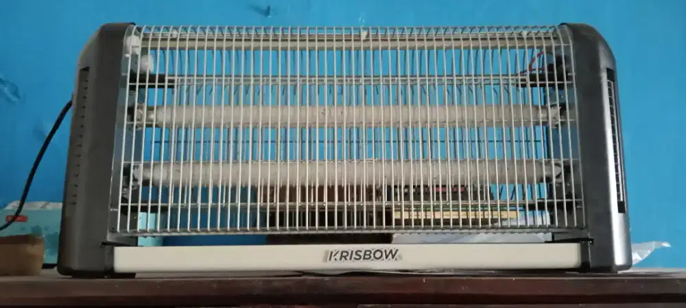 Electric Insect Killer ( Alat Pembasmi Serangga ) .