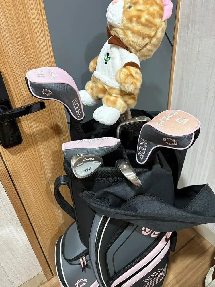 DIJUAL CEPAT! 1 SET STIK GOLF BLOOM + CLEVELAND