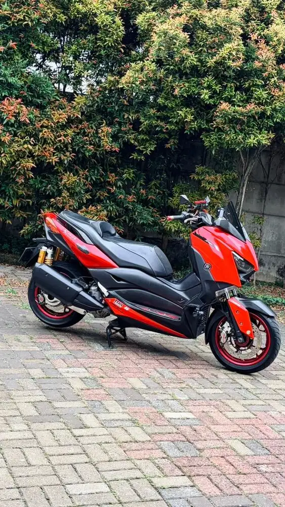 Yamaha Xmax modif proper