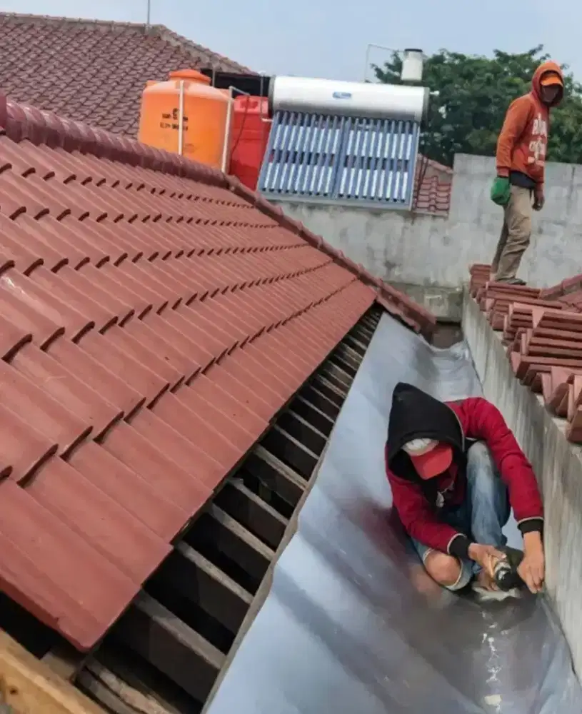 perbaikan atap bocor dan talang
