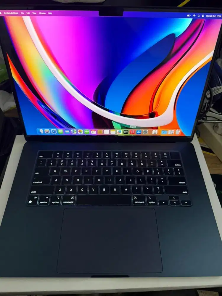 Jual Laptop MacBook Air M3 8/256 GB Layar 15 Inci Ibox