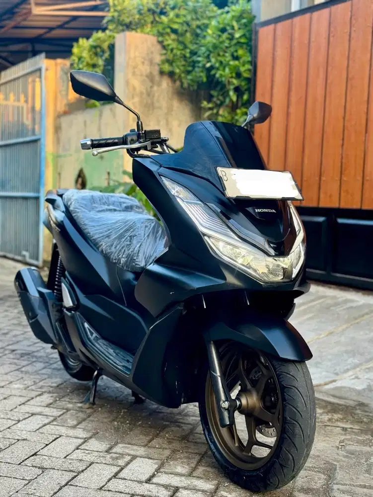 KM LOW! HONDA PCX 160 ABS 2023 PAJAK 08-2026  Pajak 08-2026