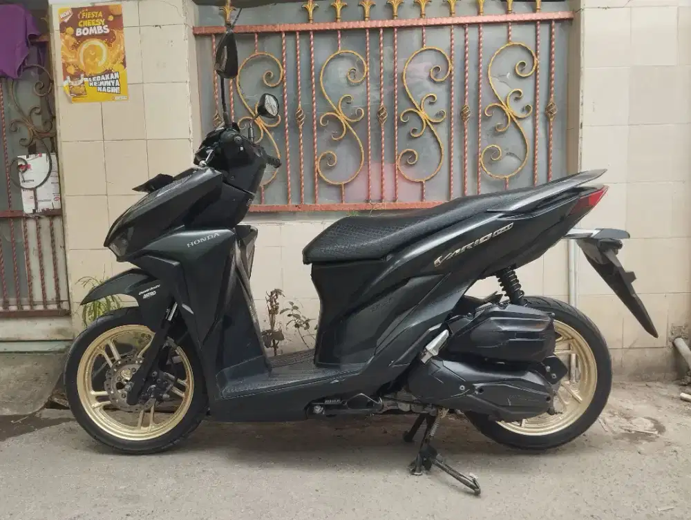 Vario 150cc silver