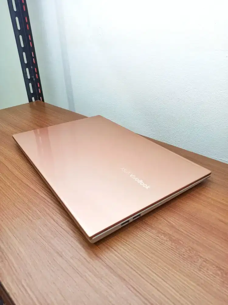 ASUS VIVOBOOK 15 OLED INTEL CORE I5 GEN 11 INTEL IRIS RAM 8GB / 512GB