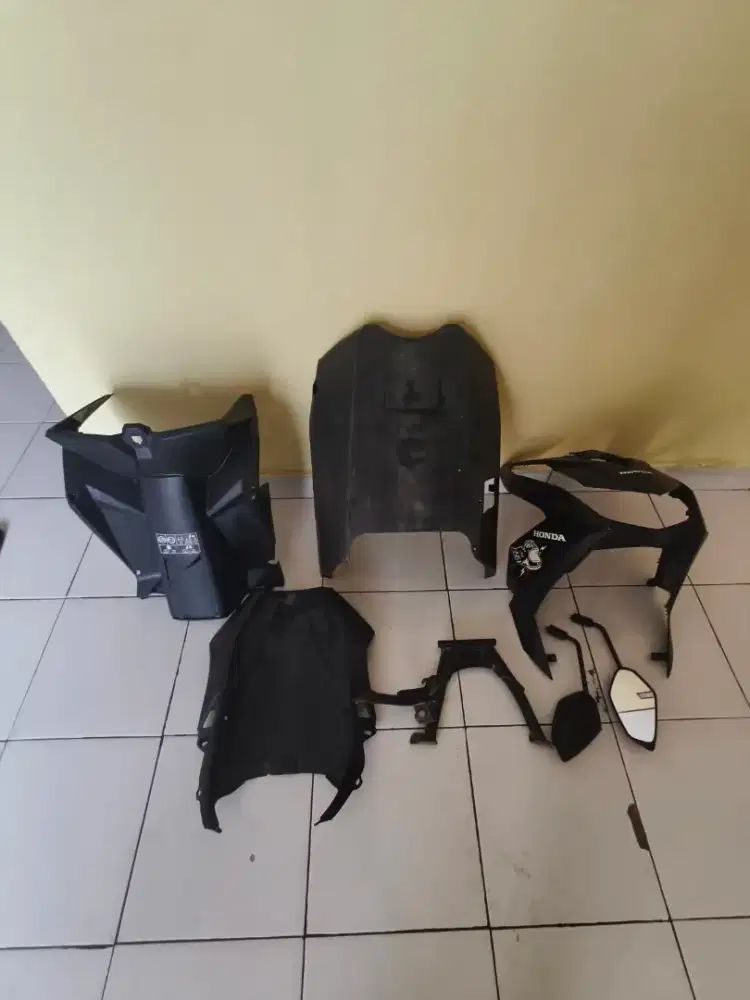 Daripada nganggur