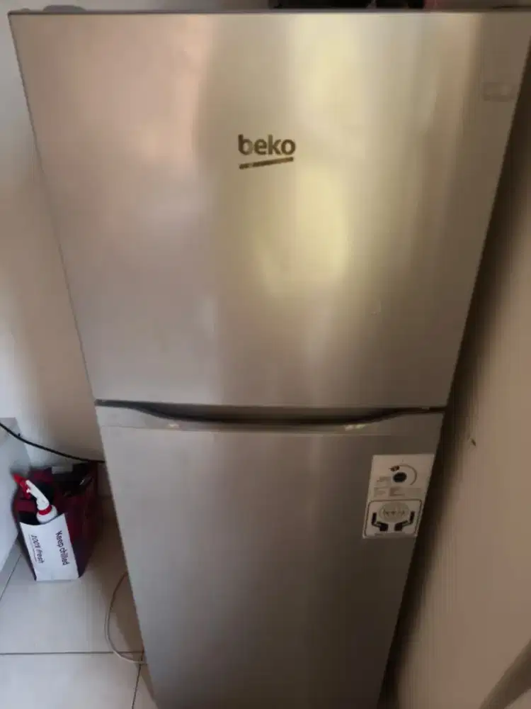 kulkas beko 2 pintu