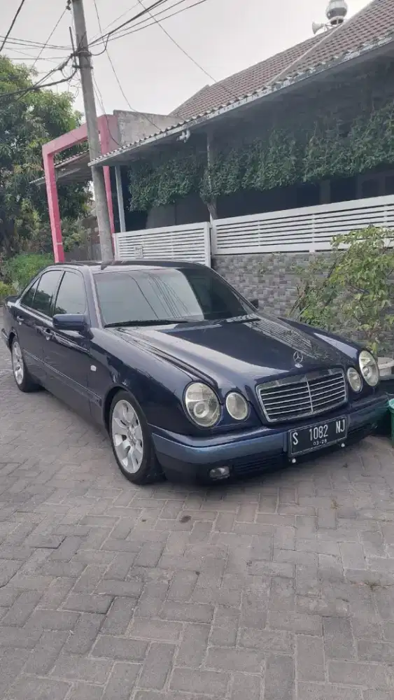 Mercedes Benz E230 th 1997 manual
