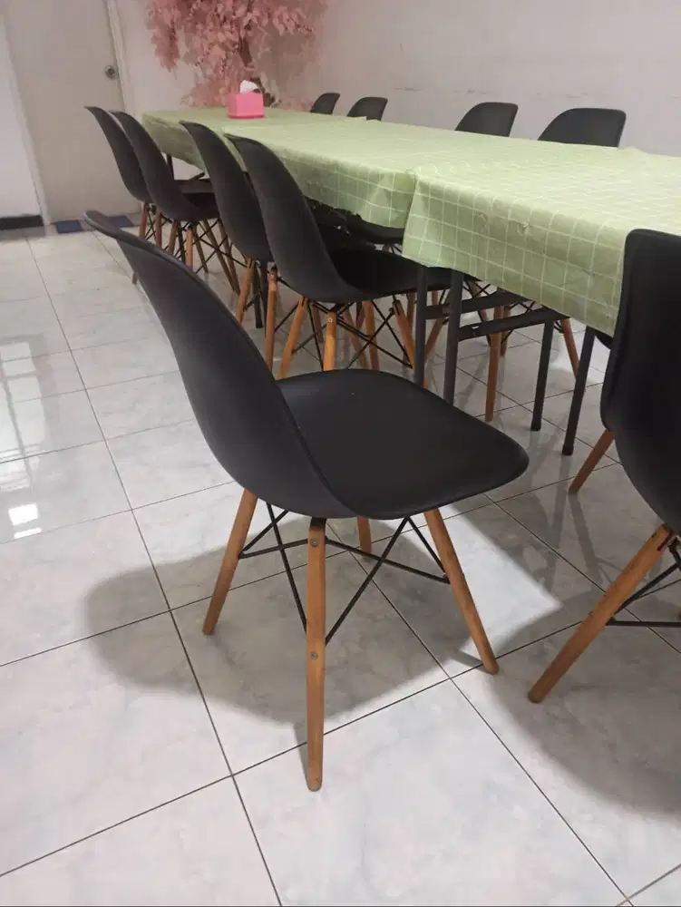 Meja Kursi Makan 1 Set Merk Informa Istimewa