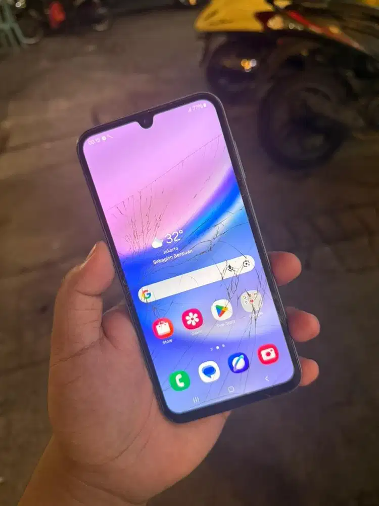 Samsung A15 8/128 hp dus mines retak sesuai di foto