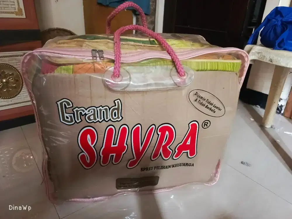 Grand shyra badcover