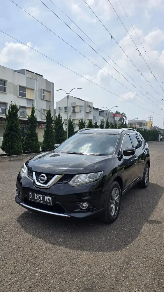 Nissan Xtrail 2.5 at 2015 dp 25jt