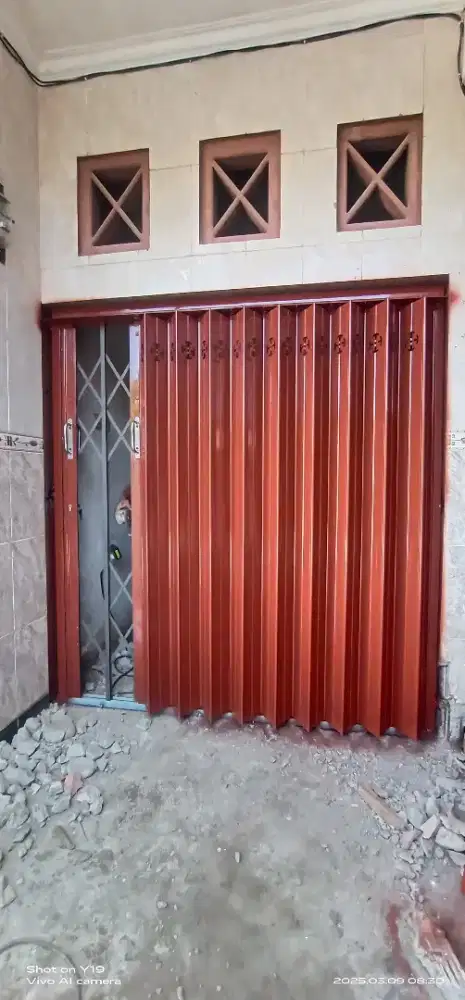 Pintu Harmonika