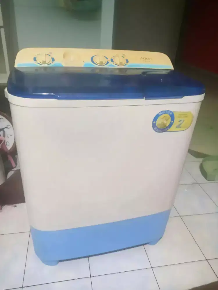 Mesin cuci Aqua QW -740XT
