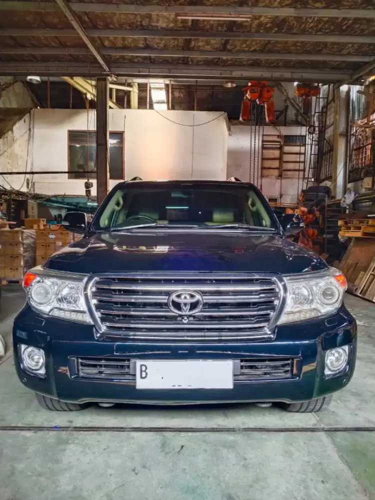 Land cruiser VX200 4X4 a.t 4.5 Diesel V8 2012