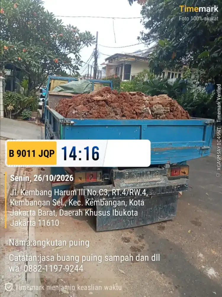 Jasa buang puing dan urugan