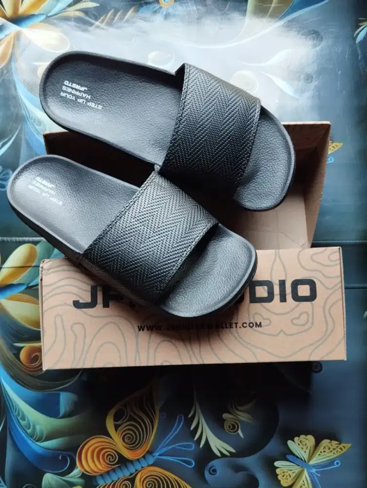 Sendal Pria JFR Studio Neutral