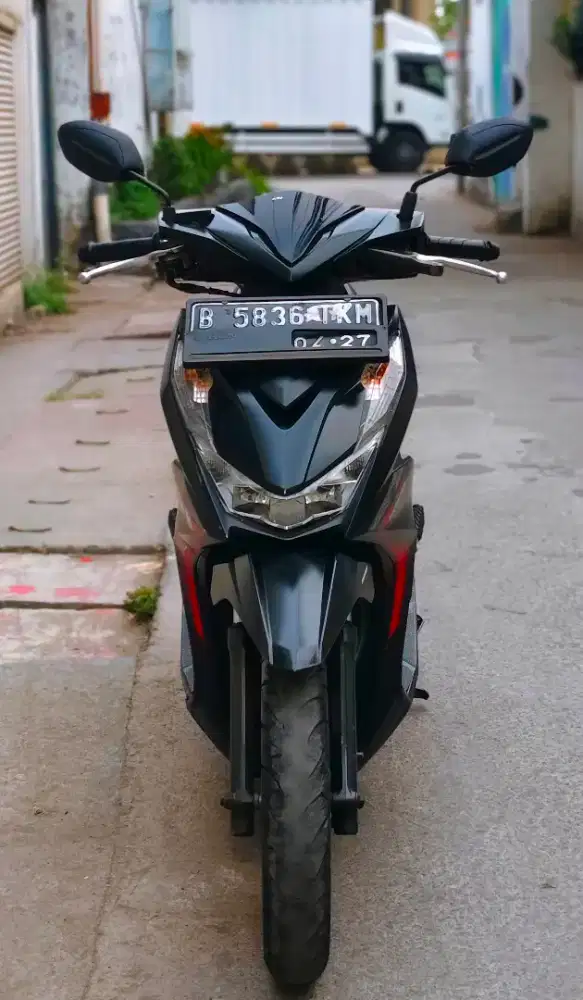 Honda beat deluxe cbs iss tahun 2022