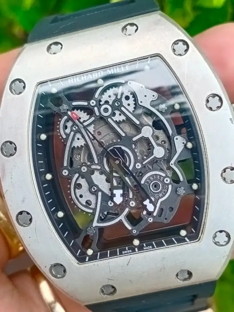 Jam pria RM putih tulang matic