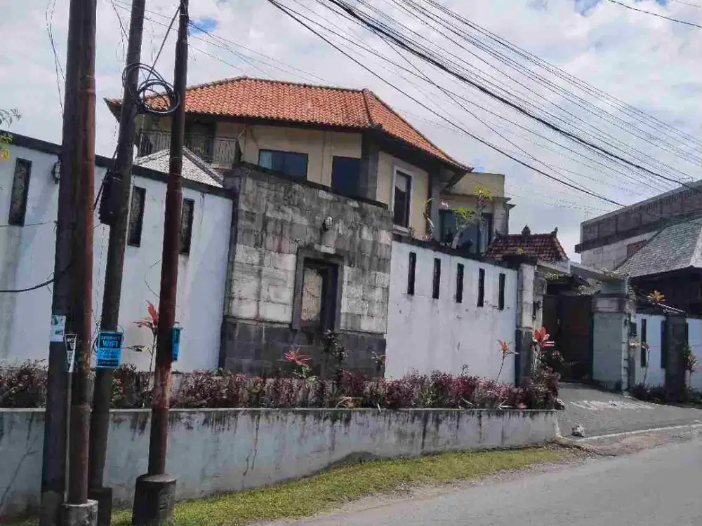 disewakan rumah luas di puri ungasan view GWK bali