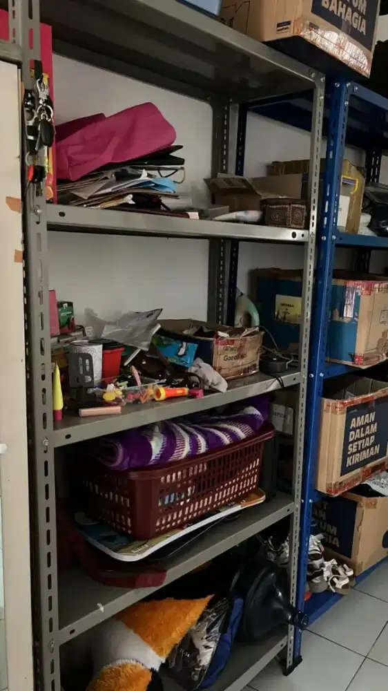 RAK USAHA ANTI KARAT